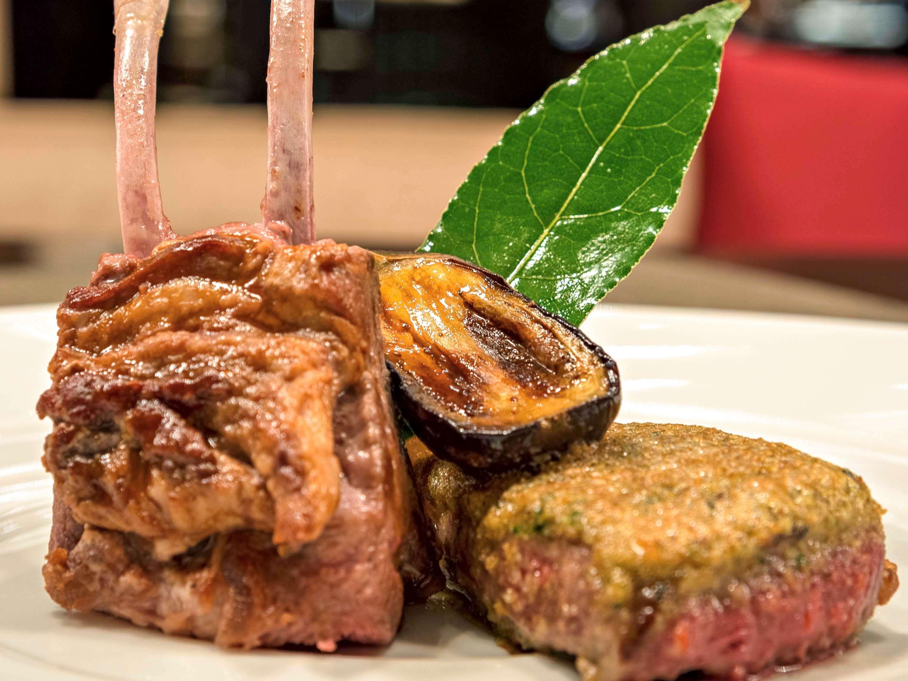 Sofitel Montevideo Casino Carrasco & Spa מראה חיצוני תמונה Aubergine and beef