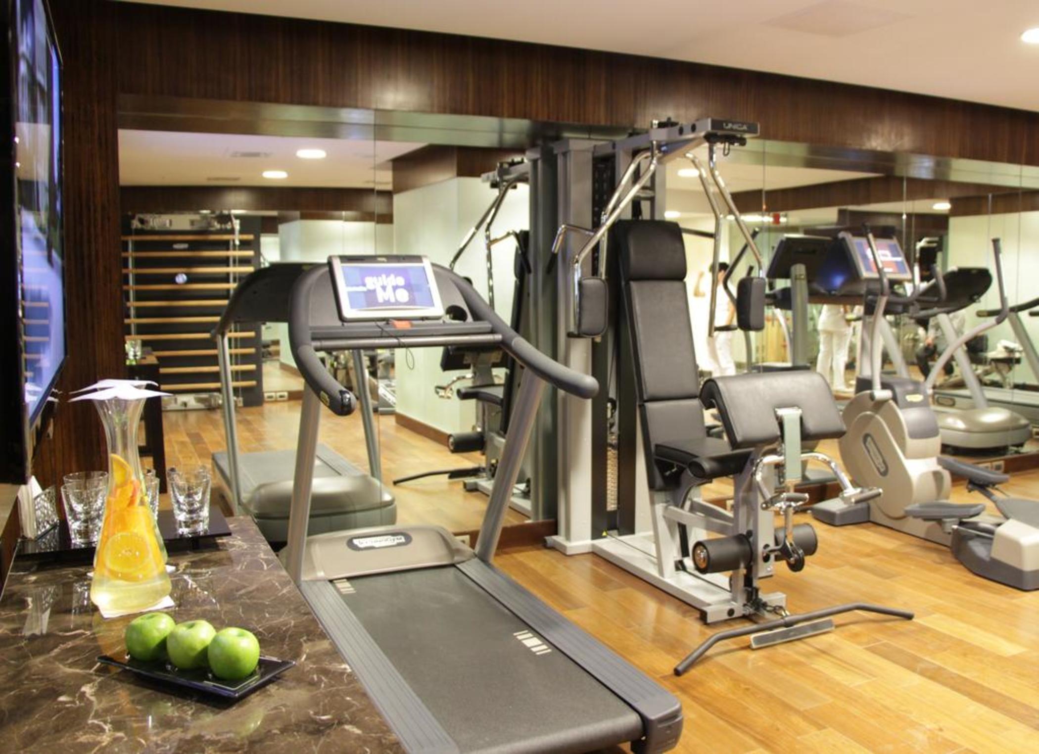 Sofitel Montevideo Casino Carrasco & Spa מראה חיצוני תמונה A gym at a hotel