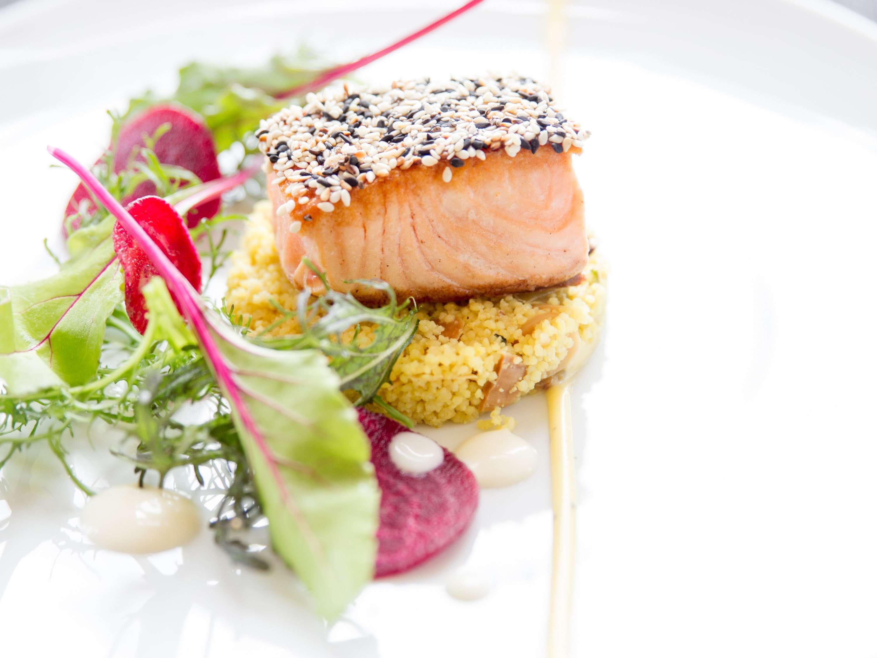 Sofitel Montevideo Casino Carrasco & Spa מראה חיצוני תמונה Salmon with quinoa