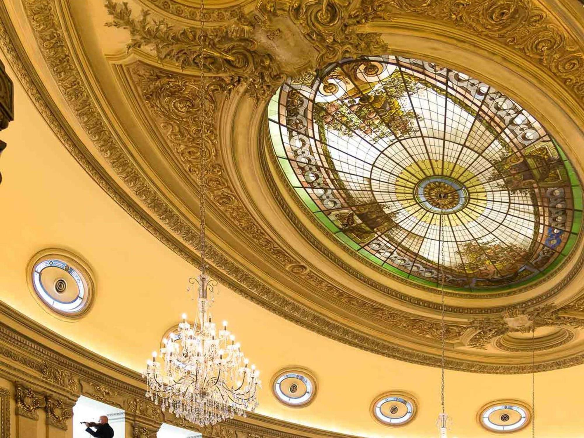 Sofitel Montevideo Casino Carrasco & Spa מראה חיצוני תמונה Ceiling of the ballroom